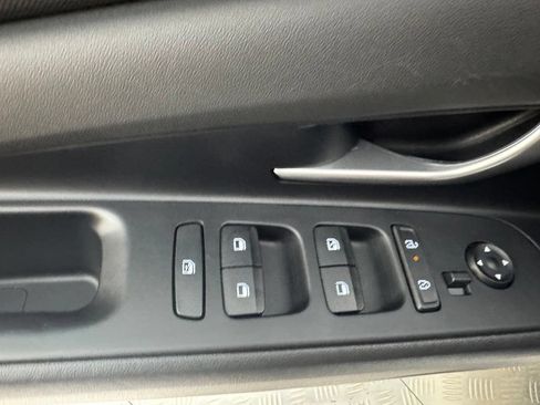 Used 2024 Hyundai Elantra SEL FWD image 29