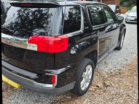 Used 2017 GMC Terrain SLE w/ Convenience Package image 9