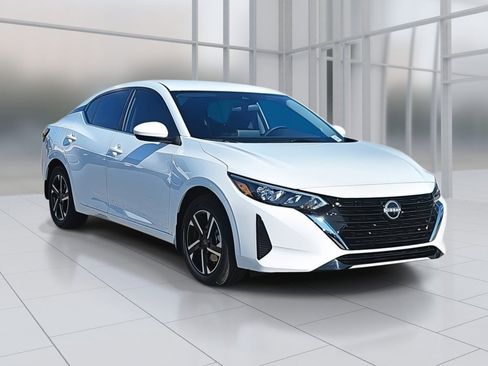 New 2025 Nissan Sentra SV image 7