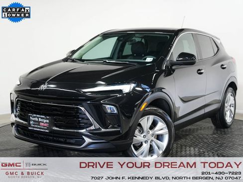 Used 2024 Buick Encore GX Preferred AWD/4WD image 1