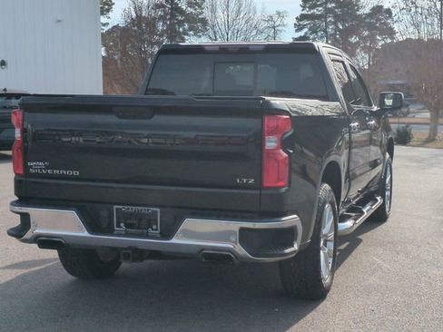 Used 2021 Chevrolet Silverado 1500 LTZ w/ LTZ Premium Package image 3