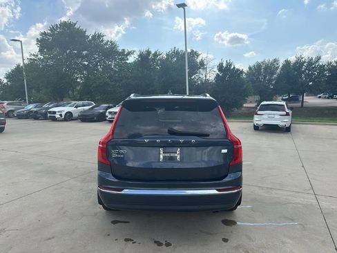 Certified 2024 Volvo XC90 T8 Plus w/ Protection Package AWD/4WD image 6