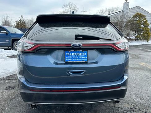 Used 2018 Ford Edge Titanium w/ Equipment Group 301A image 5