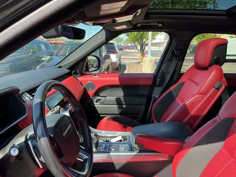 Used 2019 Land Rover Range Rover Sport Supercharged AWD/4WD image 11