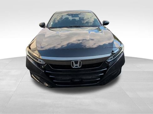 Used 2018 Honda Accord Sport image 8