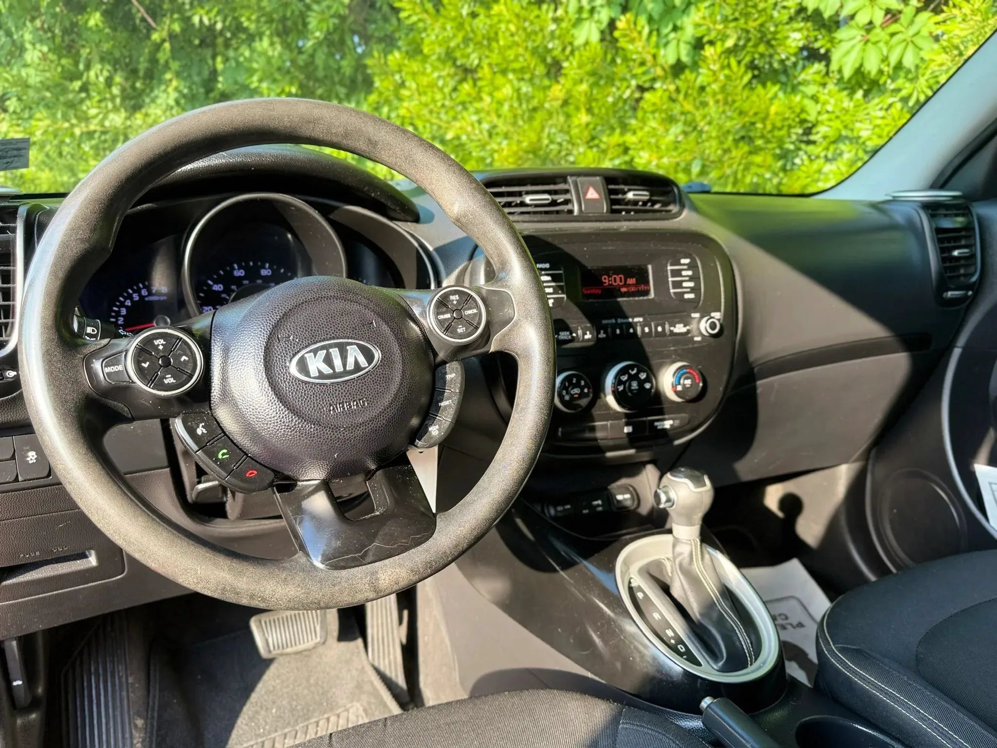 Used 2015 Kia Soul + FWD image 2