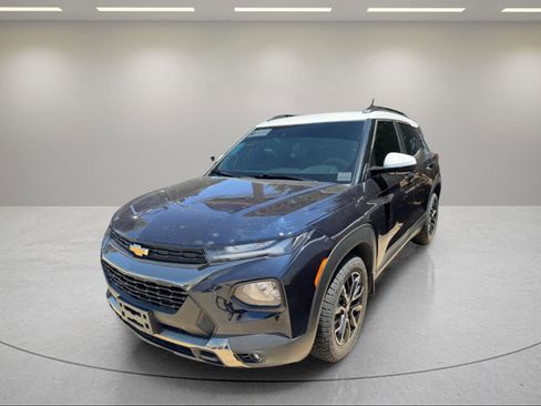 Used 2021 Chevrolet TrailBlazer ACTIV w/ Technology Package FWD image 1