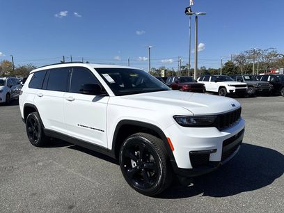 New 2025 Jeep Grand Cherokee L Limited w/ Black Appearance Package
