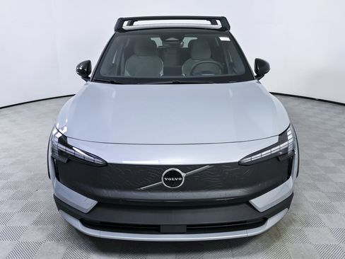 New 2026 Volvo EX30 Cross Country Ultra w/ Protection Package Premier AWD/4WD image 34