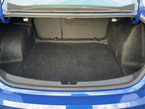 Used 2023 Chevrolet Malibu LT image 14