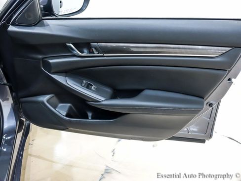 Used 2020 Honda Accord Sport image 29