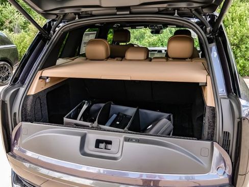New 2026 Land Rover Range Rover SE AWD/4WD image 68