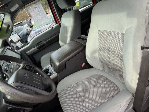 Used 2011 Ford F250 XLT w/ XLT Premium Pkg image 16