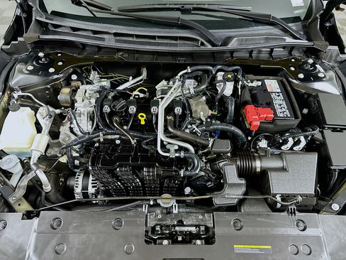 Used 2025 Nissan Altima 2.5 SV image 31