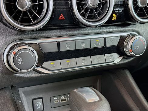 Used 2024 Nissan Sentra SV image 23