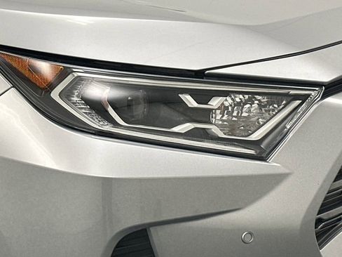 Used 2020 Toyota RAV4 Limited w/ Limited Grade Weather Package AWD/4WD image 22