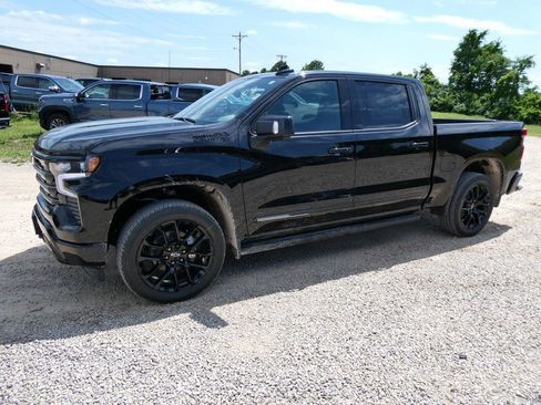 New 2026 Chevrolet Silverado 1500 High Country w/ High Country Premium Package AWD/4WD image 8