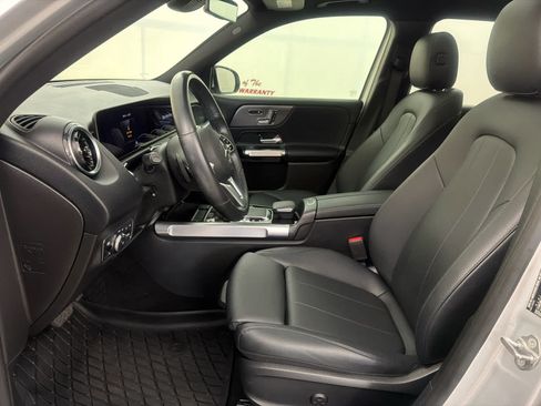 Used 2020 Mercedes-Benz GLB 250 4MATIC image 14