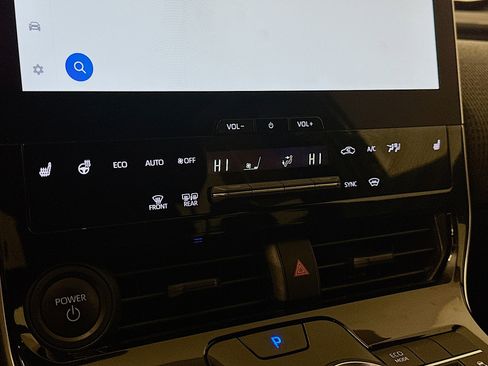 Used 2023 Toyota bZ4X XLE w/ Weather Package image 23