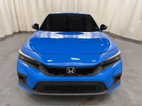 Used 2023 Honda Civic Sport image 8