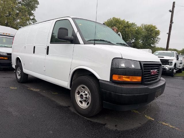 Used 2024 GMC Savana 2500 w/ Driver Convenience Package RWD image 2