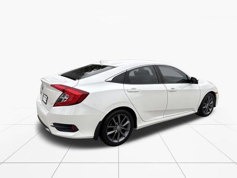 Used 2019 Honda Civic EX-L image 9