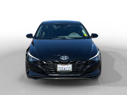 Used 2023 Hyundai Elantra SEL w/ Convenience Package FWD image 8