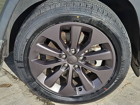 Used 2021 Jeep Cherokee Latitude Lux 80th Anniv w/ Quick Order Package 26U 80TH image 8