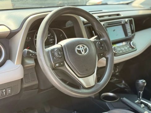 Used 2014 Toyota RAV4 XLE FWD image 13