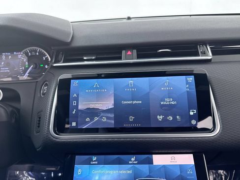 Used 2022 Land Rover Range Rover Velar R-Dynamic S AWD/4WD image 16