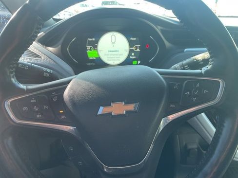Used 2020 Chevrolet Bolt Premier w/ Infotainment Package image 14
