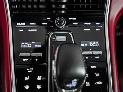 Certified 2023 Porsche Panamera 4 Platinum Edition AWD/4WD image 21
