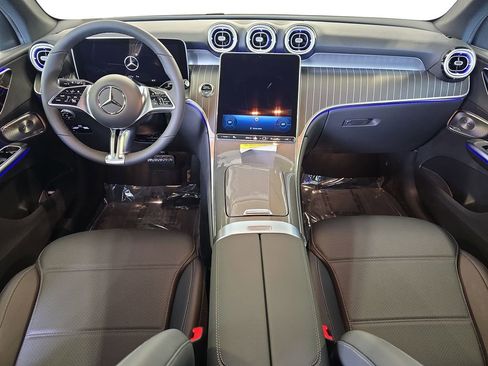 New 2026 Mercedes-Benz GLC 300 image 9