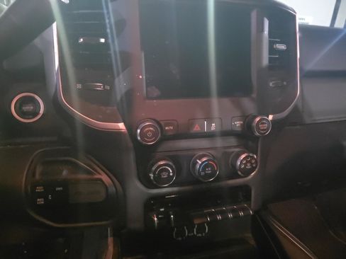 Used 2020 RAM 2500 Big Horn w/ Level 1 Equipment Group image 8