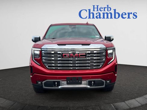 Used 2024 GMC Sierra 1500 Denali image 2