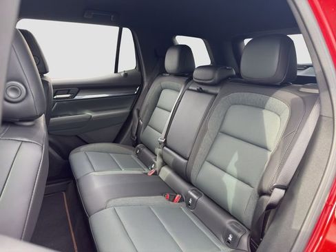 Used 2026 GMC Terrain AT4 w/ Technology Package II AWD/4WD image 13