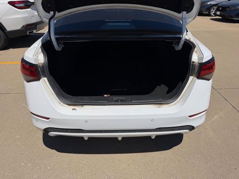 Used 2022 Nissan Sentra SV FWD image 4