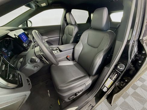 Used 2025 Lexus RX 350 FWD w/ Technology Package image 22