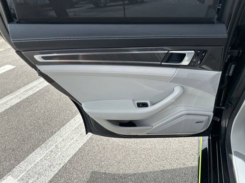 Used 2018 Porsche Panamera Turbo S AWD/4WD image 37