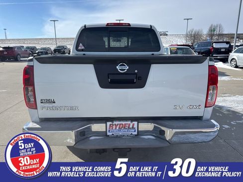 Used 2017 Nissan Frontier SV AWD/4WD image 31