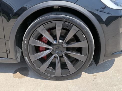 Used 2022 Tesla Model X Plaid AWD/4WD image 9