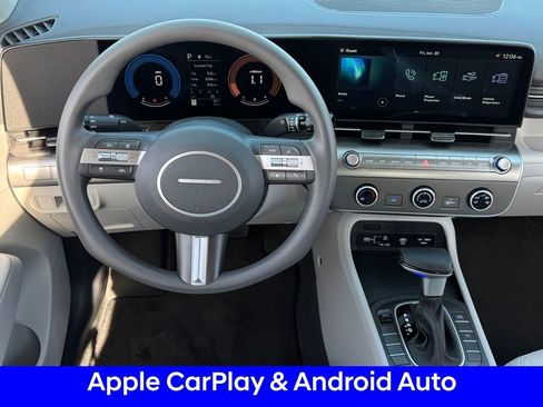 New 2026 Hyundai Kona SE image 11