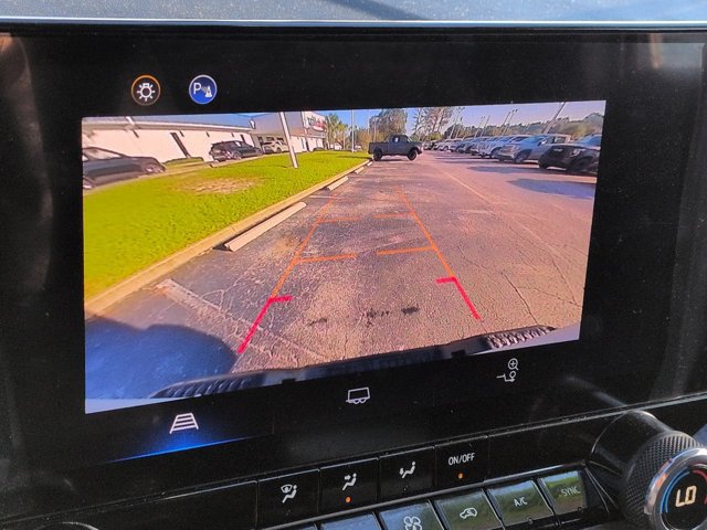Used 2025 Chevrolet Colorado Trail Boss AWD/4WD image 19