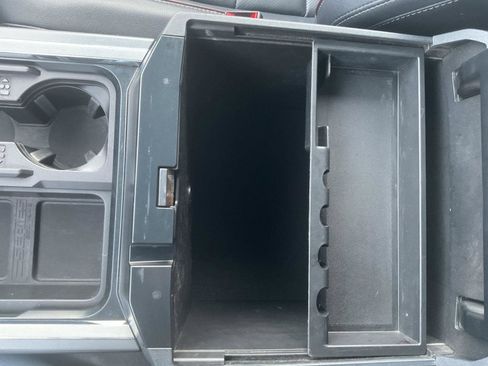 Used 2023 Ford F350 Lariat w/ Chrome Package image 20