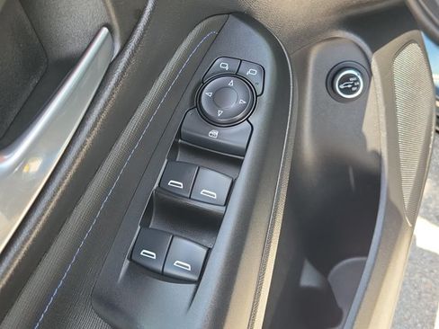 Used 2024 Buick Envista Sport Touring w/ Convenience II Package FWD image 21
