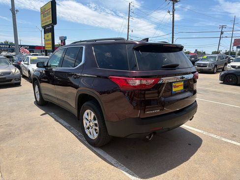 Used 2019 Chevrolet Traverse LT FWD image 7