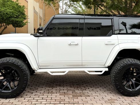 Used 2026 Ford Bronco Outer Banks AWD/4WD image 2