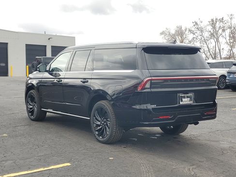 New 2025 Lincoln Navigator L Black Label image 3