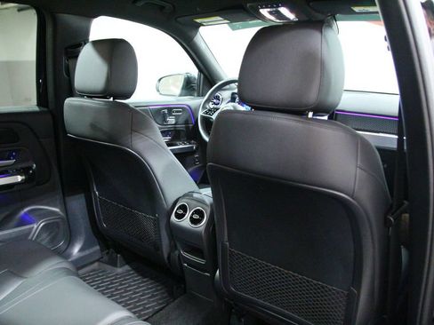 Certified 2025 Mercedes-Benz GLB 250 4MATIC image 26