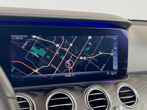 Used 2020 Mercedes-Benz E 350 Sedan image 12